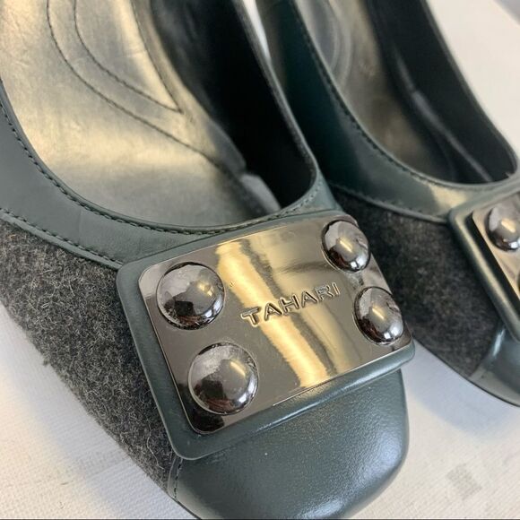 TAHARI "Shirley" Gray Block Heel Pumps Size 7.5 - Picture 5 of 9
